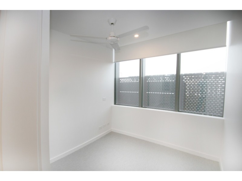 708/93 Flemington Road, North Melbourne VIC 3051