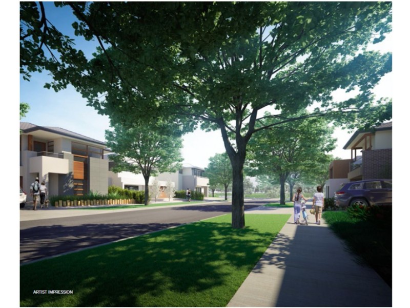 * Warmbrunn Crescent, Berwick VIC 3806