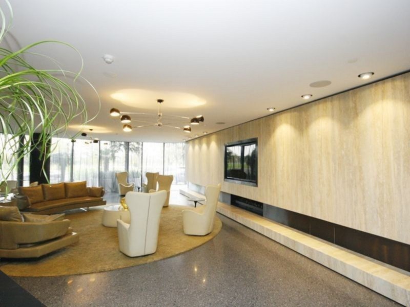 415/74 Queens Road, Melbourne VIC 3004