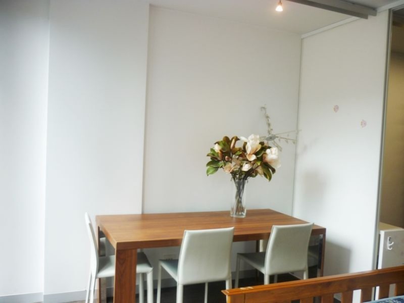 510/757 Bourke Street, Docklands VIC 3008