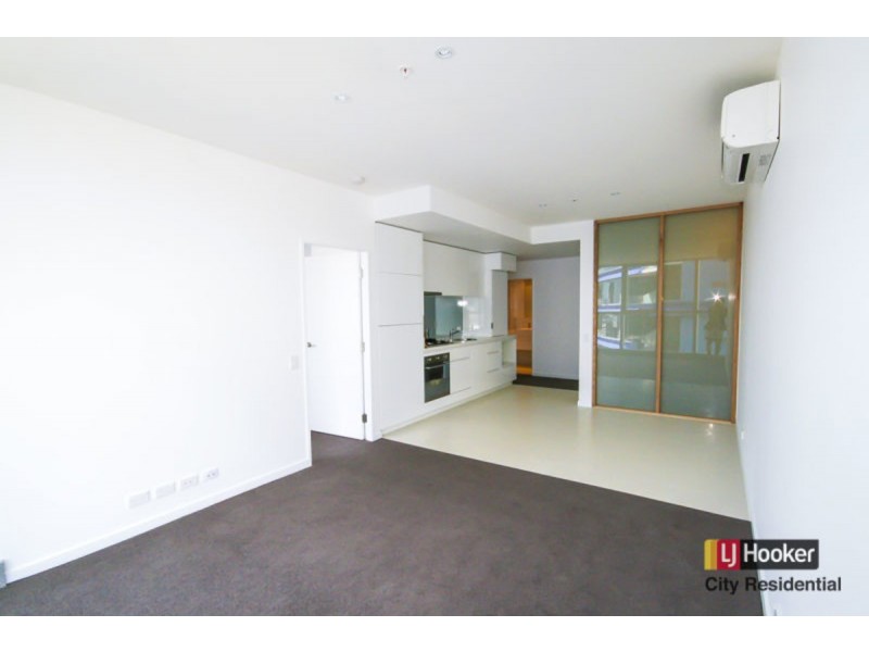 1904/231-245 Harbour Esplanade, Docklands VIC 3008