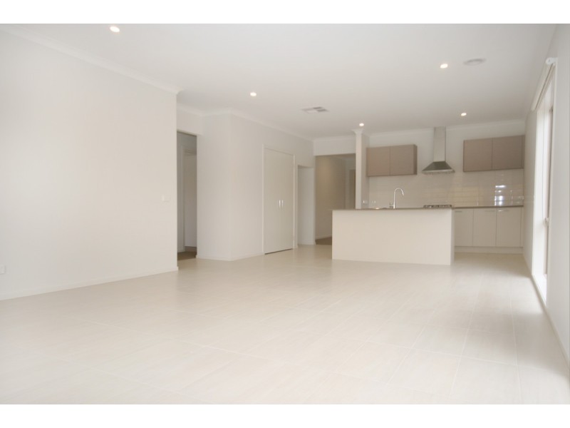 104 Stanley Road, Keysborough VIC 3173