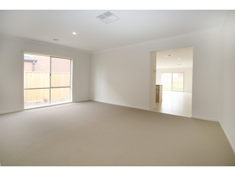 104 Stanley Road, Keysborough VIC 3173