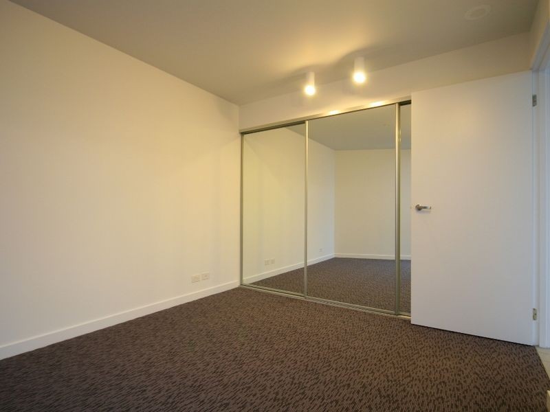 675 La Trobe Street, Docklands VIC 3008