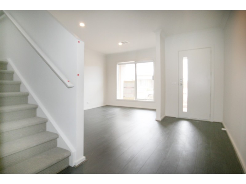 34 Monet Drive, Truganina VIC 3029