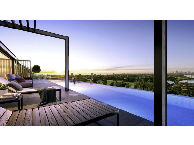 * Fitzroy Street, St Kilda VIC 3182