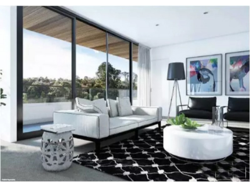 * Canterbury Road, Forest Hill VIC 3131