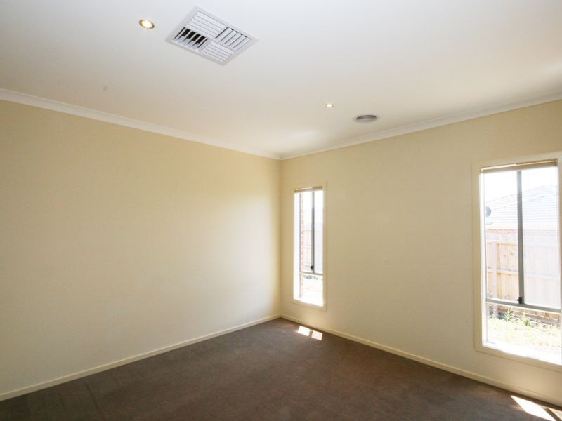 44 Starling Ave, Tarneit VIC 3029