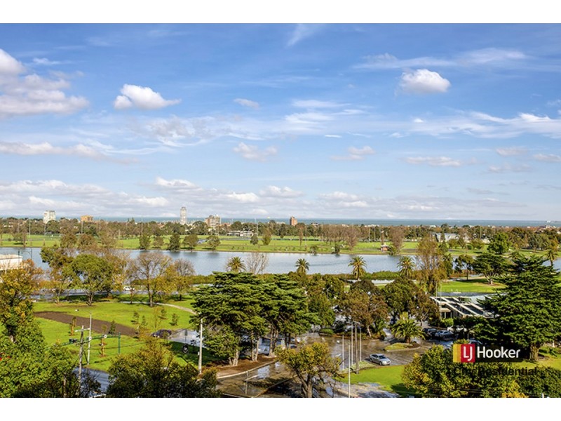 720/55 Queens Road, Melbourne VIC 3004