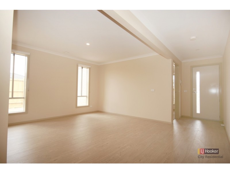 59 Solitude Crescent, Point Cook VIC 3030