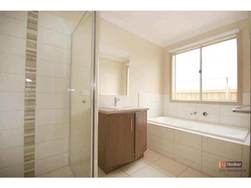 59 Solitude Crescent, Point Cook VIC 3030