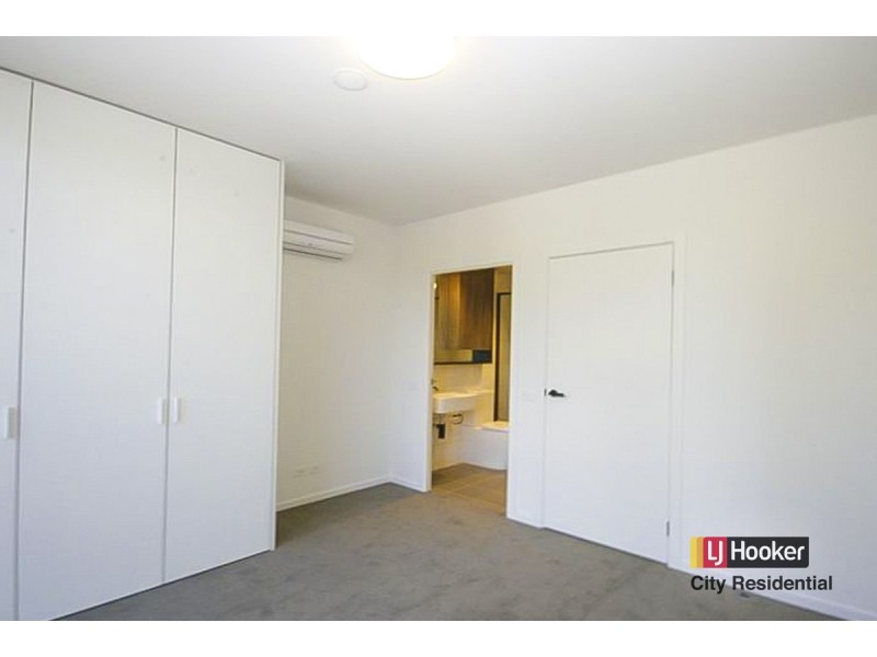 4/110 Keppel Street, Carlton VIC 3053