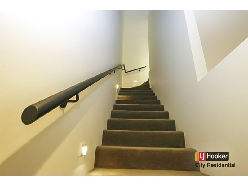 4/110 Keppel Street, Carlton VIC 3053