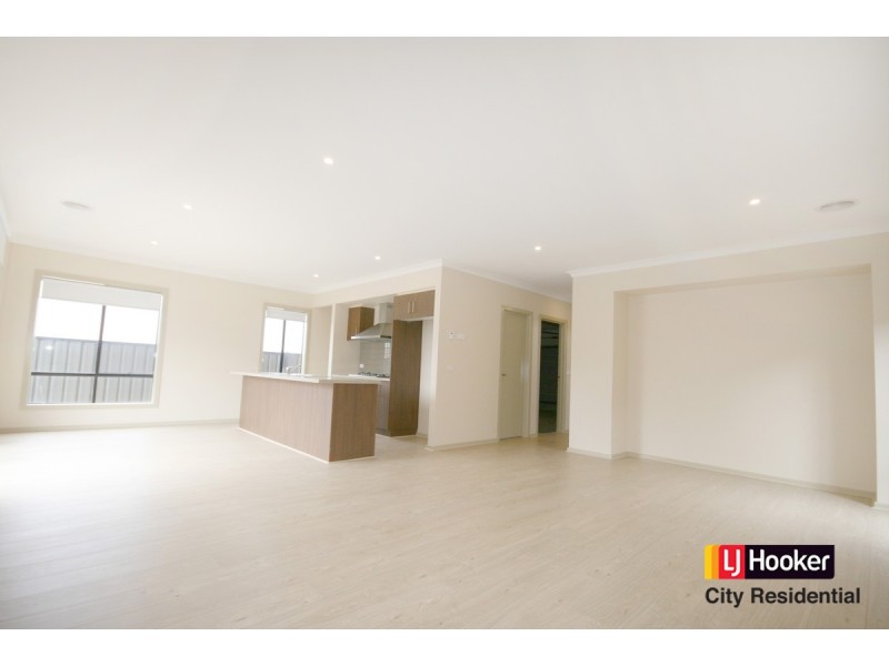 130 Bolivar Esplanande, Truganina VIC 3029