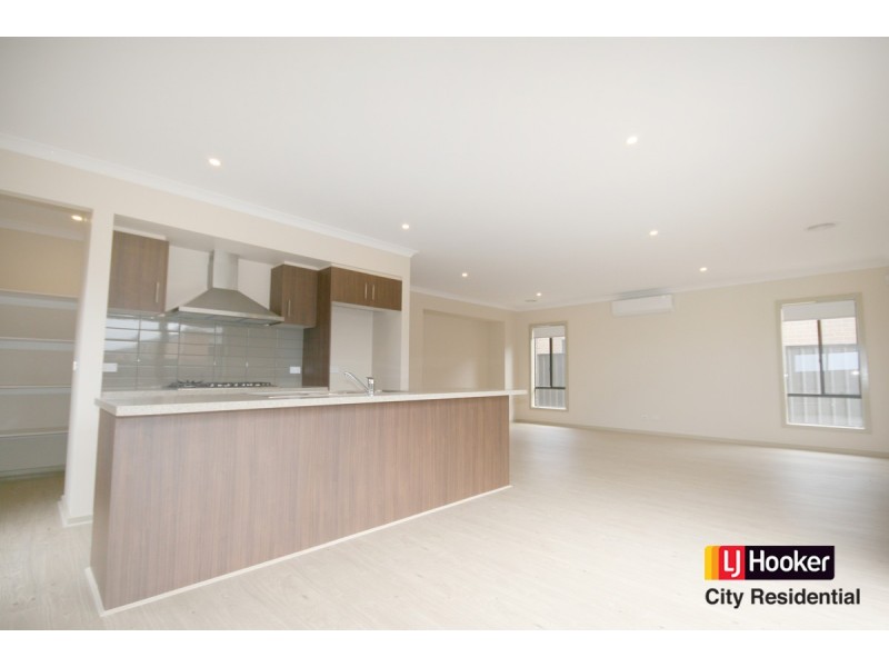 130 Bolivar Esplanande, Truganina VIC 3029