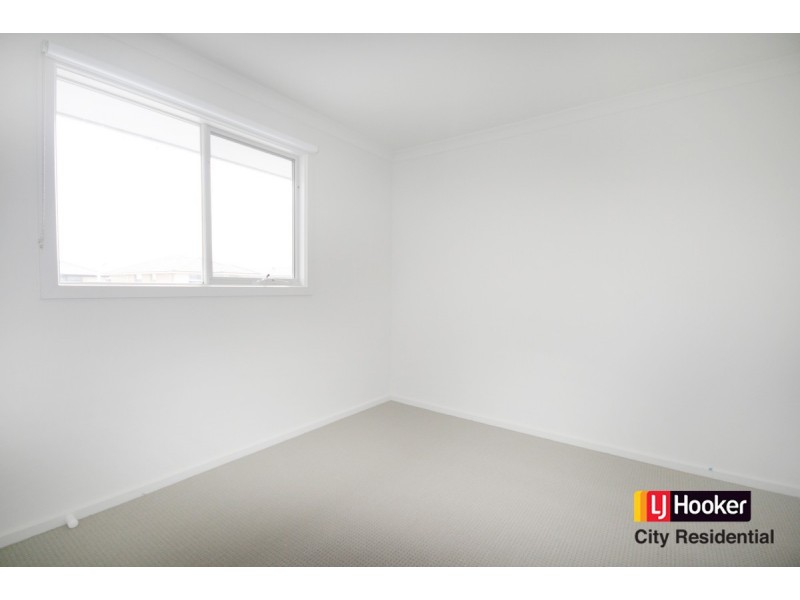 11 Chartwell Avenue, Truganina VIC 3029