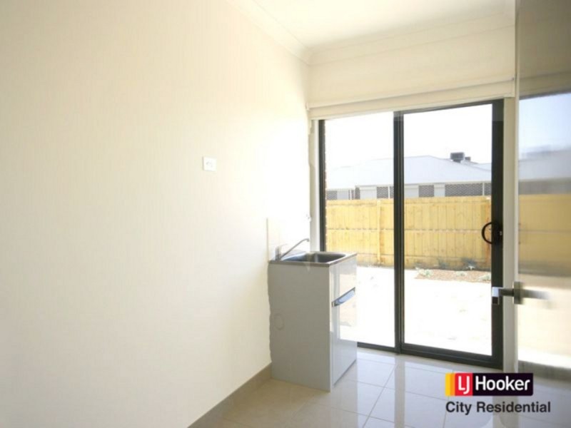 38 Grassland Drive, Point Cook VIC 3030