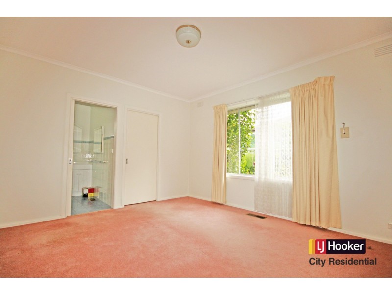 9 Ernst Street, Doncaster VIC 3108