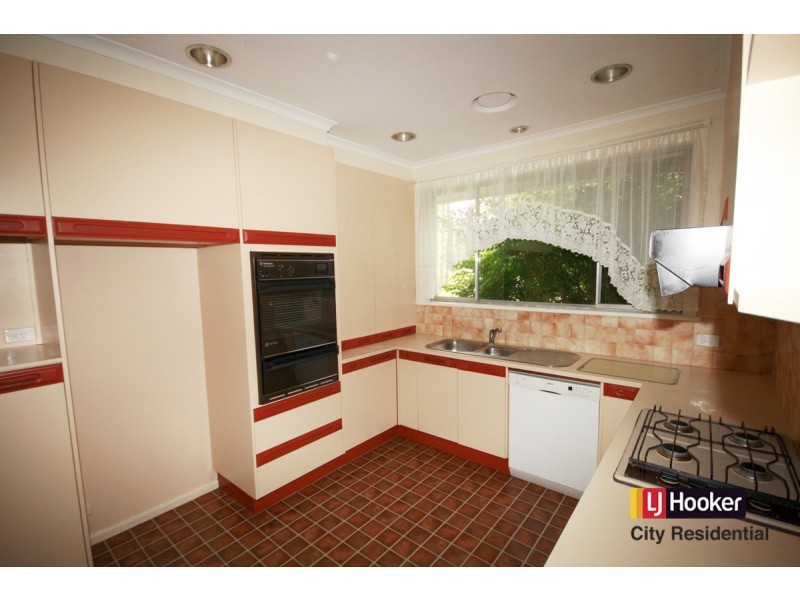 9 Ernst Street, Doncaster VIC 3108