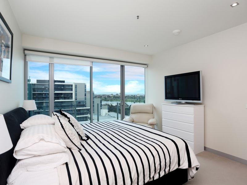 1101/1 Roy Street, Melbourne VIC 3004