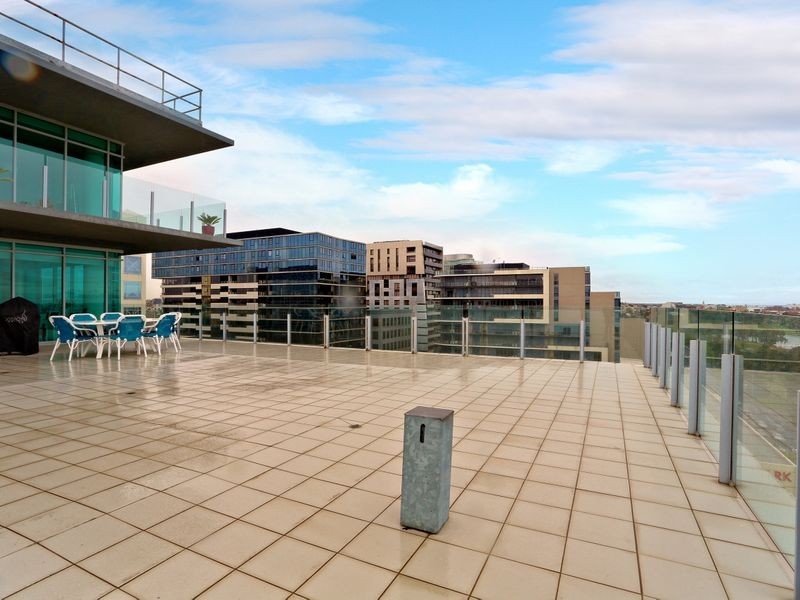 1101/1 Roy Street, Melbourne VIC 3004