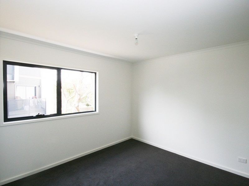 12/24-26 Burton Street, Clayton VIC 3168