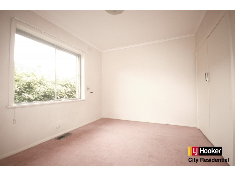 9 Ernst Street, Doncaster VIC 3108