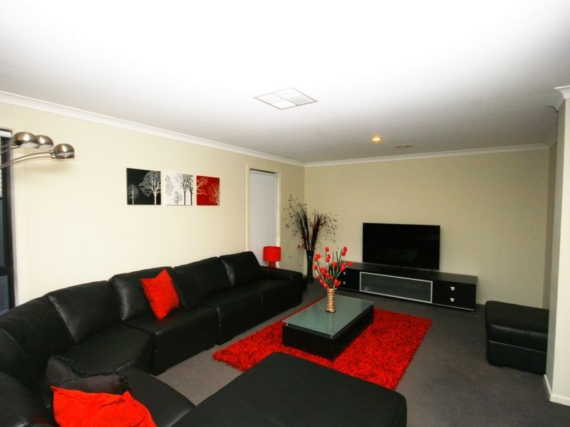 15 Savery Court, Point Cook VIC 3030