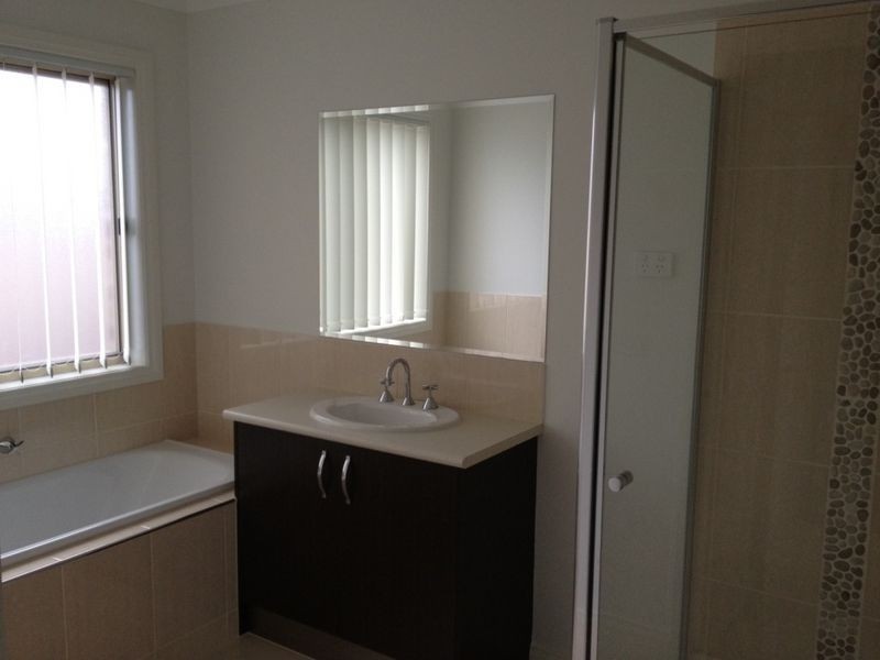 1 St Laurent BLVD, Point Cook VIC 3030