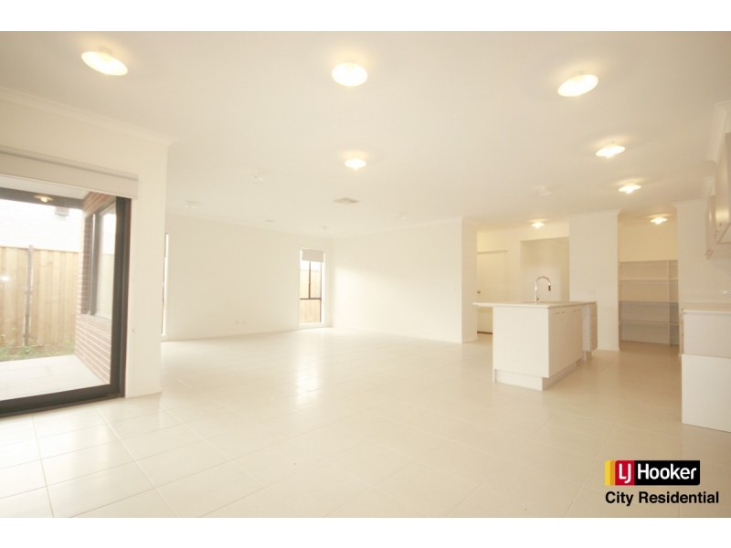 49 Newport Avenue, Williams Landing VIC 3027