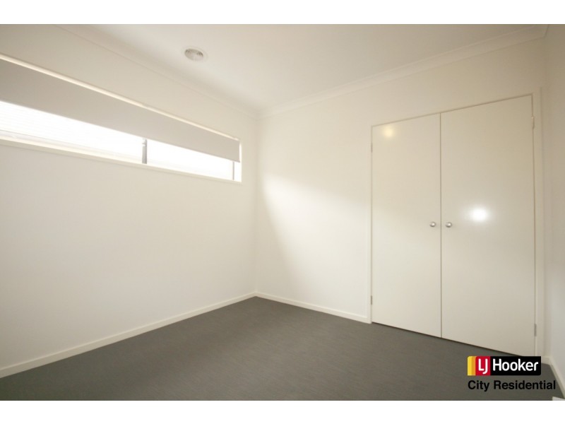 49 Newport Avenue, Williams Landing VIC 3027