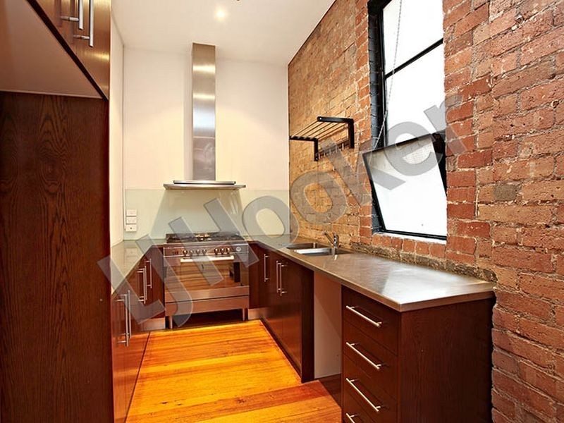 1/12 Warburton Lane, Melbourne VIC 3000