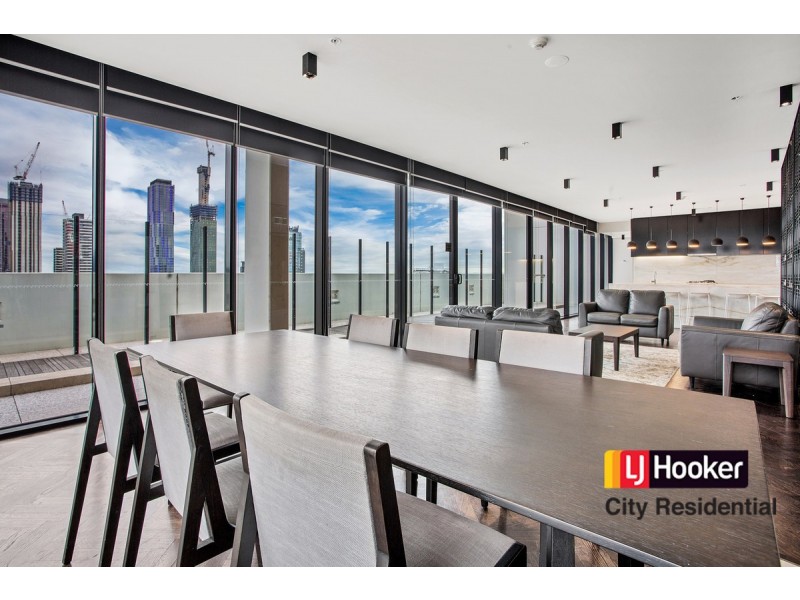 2209/33 Mackenzie Street, Melbourne VIC 3000