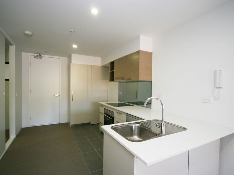 207/278 Charman Road, Cheltenham VIC 3192