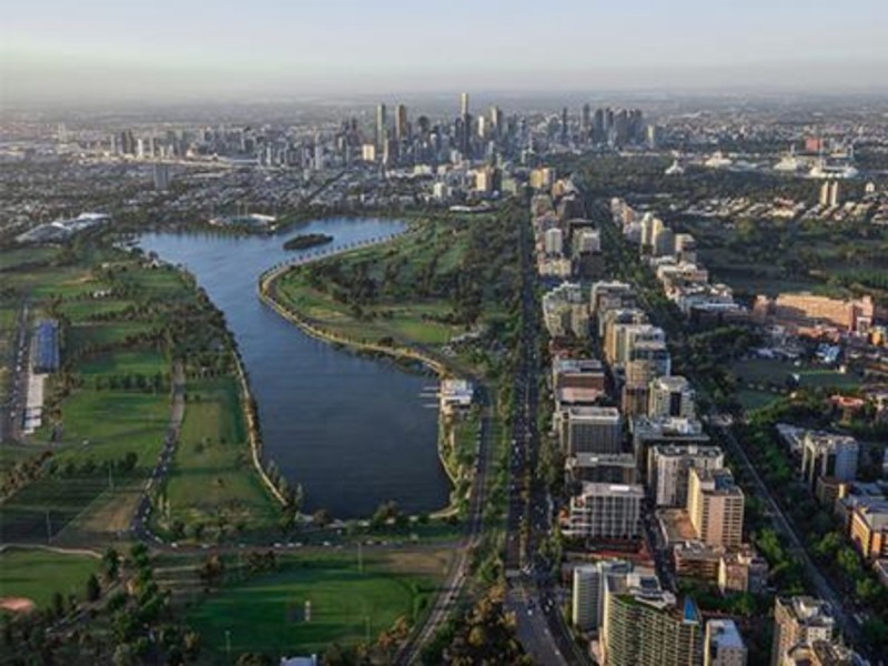 * Queens Road, Melbourne VIC 3004