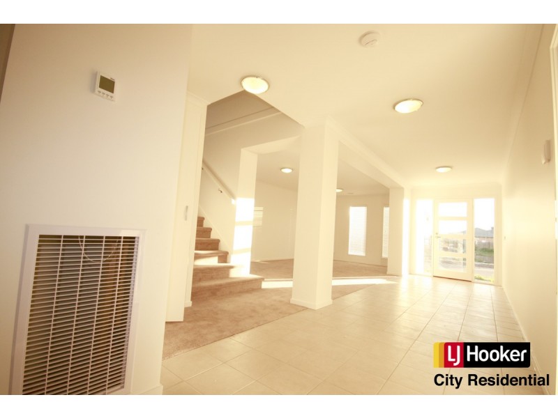 166 Citybay Drive, Point Cook VIC 3030