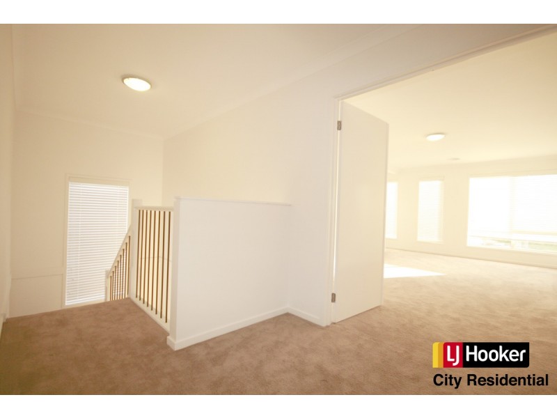 166 Citybay Drive, Point Cook VIC 3030