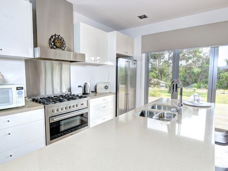 9 Titus Drive, St Andrews Beach VIC 3941