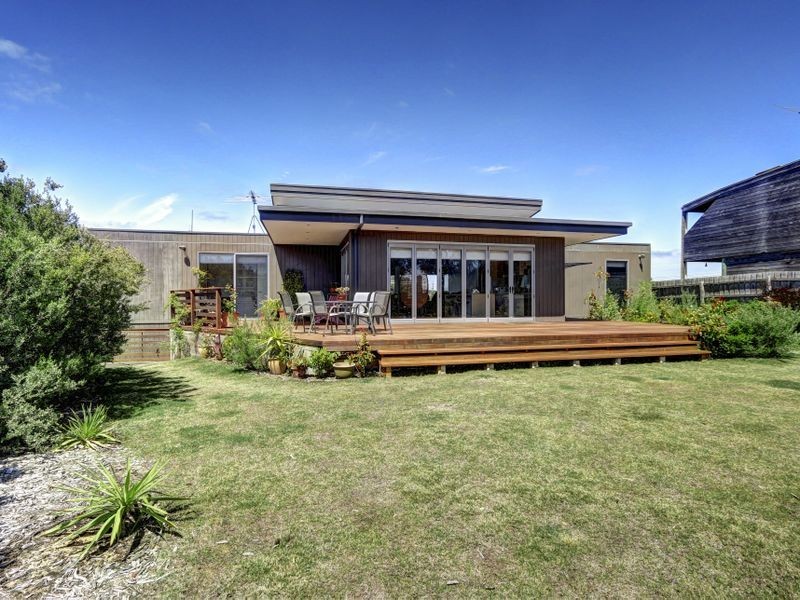 9 Titus Drive, St Andrews Beach VIC 3941