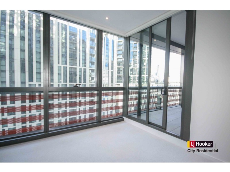 1002N/889 Collins Street, Docklands VIC 3008
