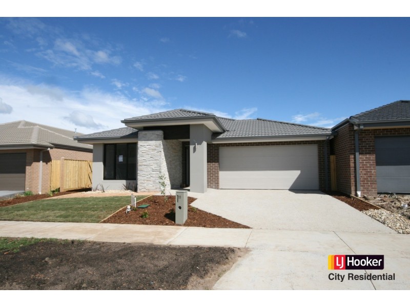 11 Lambro Way, Point Cook VIC 3030