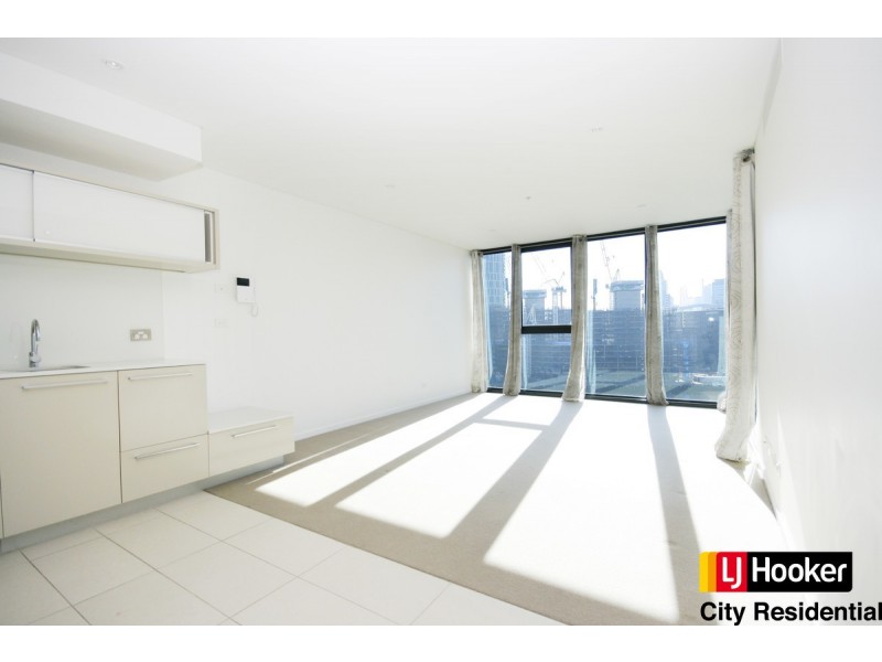 1005/1 Point Park Crescent, Docklands VIC 3008