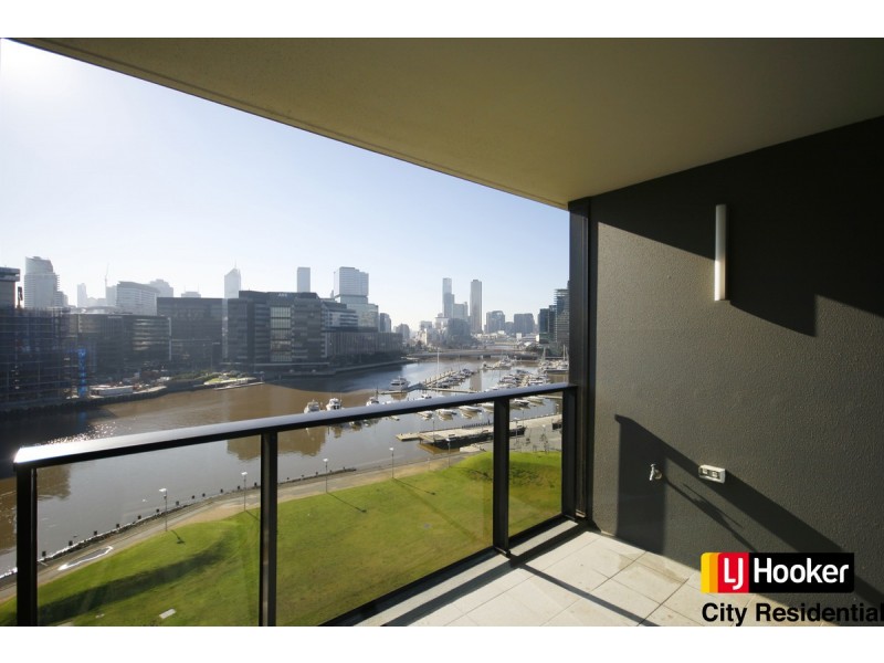 1005/1 Point Park Crescent, Docklands VIC 3008