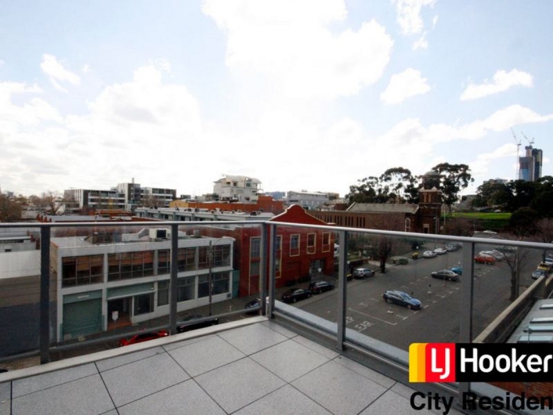 404/53 Batman Street, West Melbourne VIC 3003