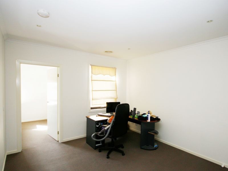 39 Evergreen Boulevard, Clayton South VIC 3169