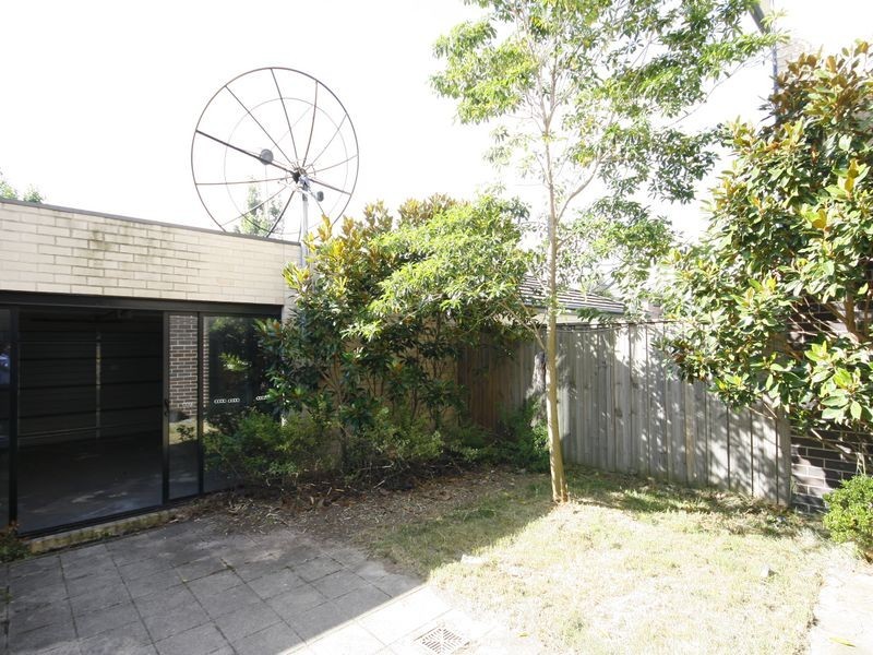 39 Evergreen Boulevard, Clayton South VIC 3169