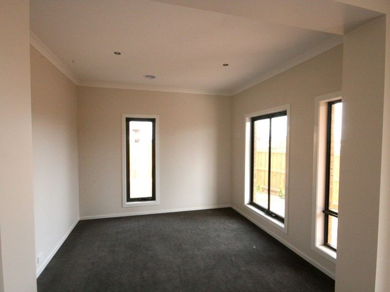 300 Boardwalk Blvd, Point Cook VIC 3030