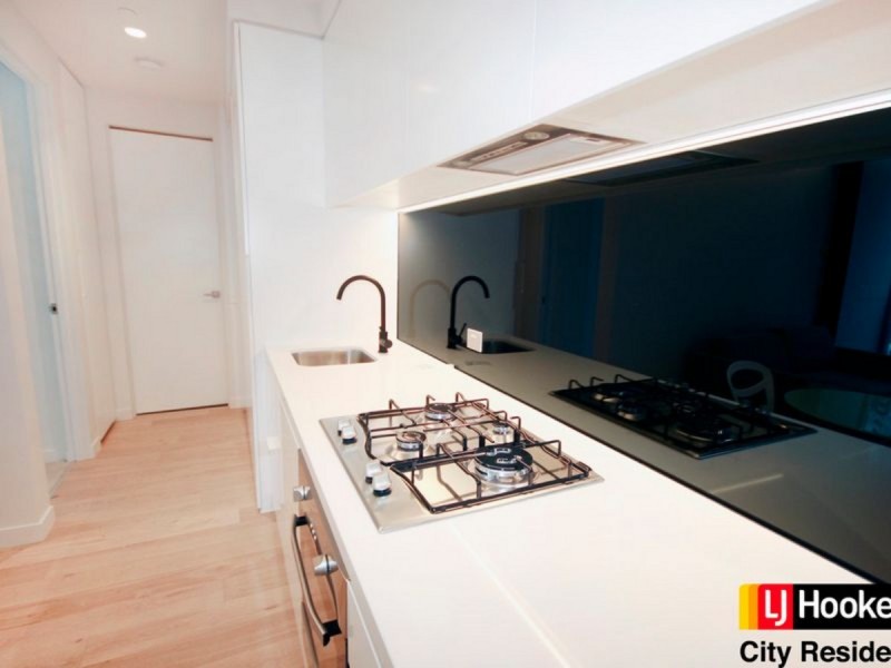 1705/450 Elizabeth Street, Melbourne VIC 3000