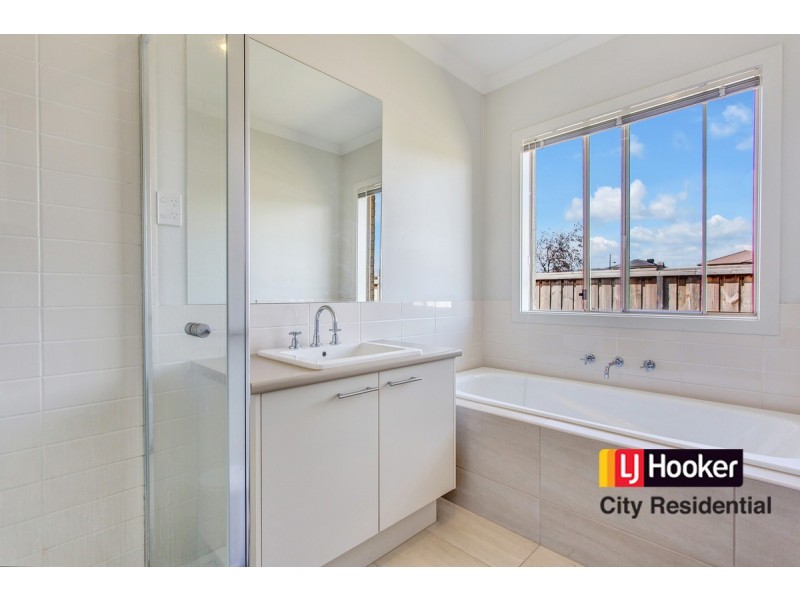 21 Blanchard Avenue, Keysborough VIC 3173