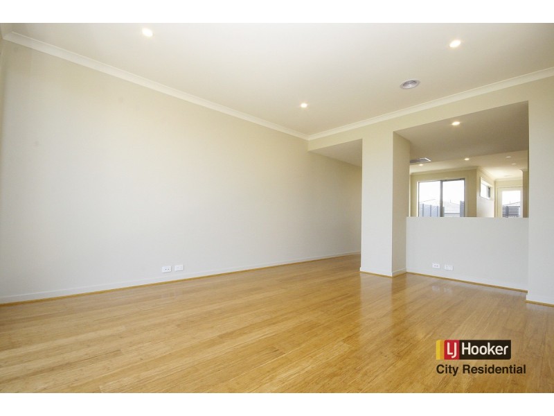 15 Saltwater Promenade, Point Cook VIC 3030